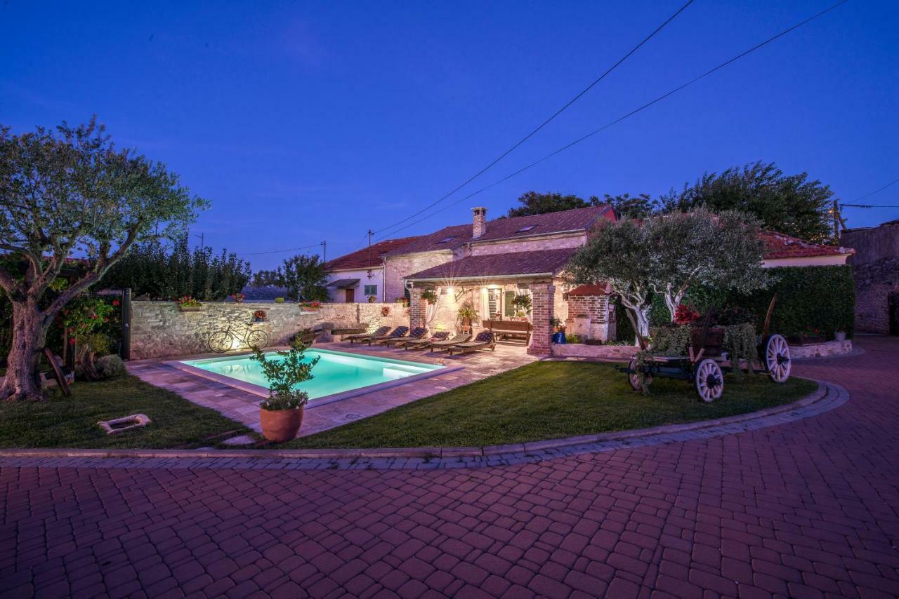 Villa Sisman Donji Zemunik Exterior foto