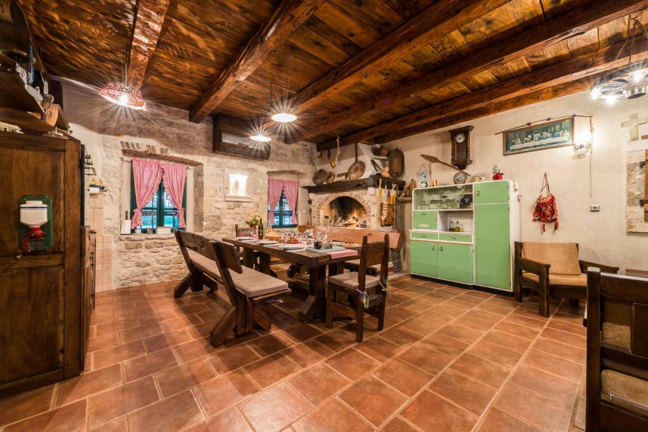 Villa Sisman Donji Zemunik Exterior foto